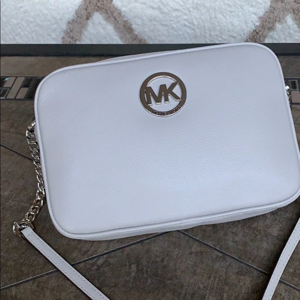 MICHAEL KORS FULTON LG EW CROSSBODY
